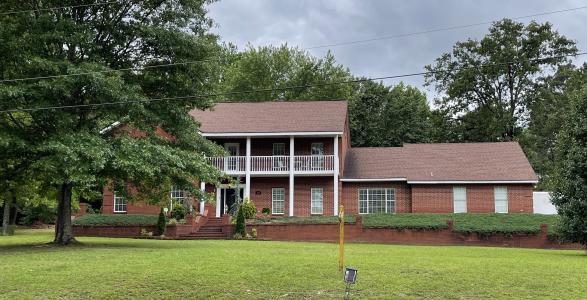 1403 South Mena Street , MENA, Arkansas 71953, Estados Unidos