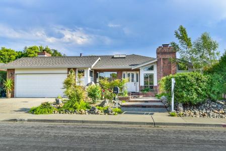 1471 Ghione Drive, Hollister, Californie 95023, États-Unis