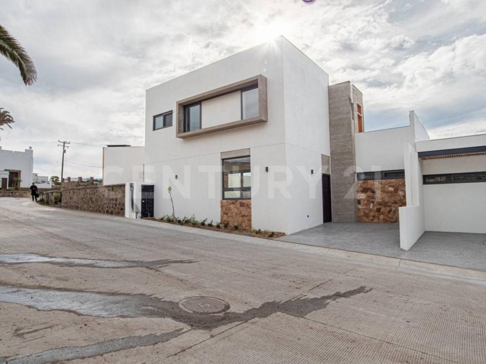 Single Family House For Sale, carretera libre rosarito ensenada 57