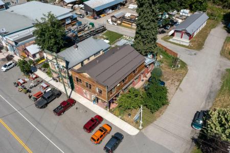 202 Lake Avenue, Silverton, 브리티시 컬럼비아주 V0G 2B0, 캐나다