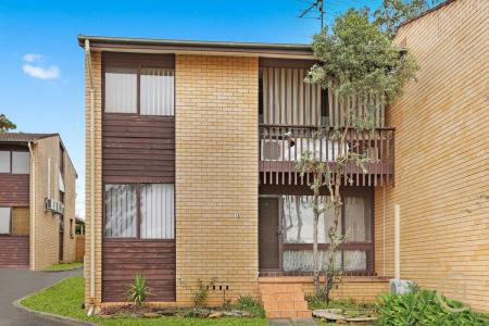 15/2 Whipbird Avenue, Ingleburn, NSW 2565, 오스트레일리아