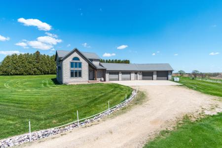 11840 County 5 -, Mayville, Minnesota 55921, USA