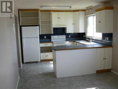 4612 58 AVENUE, High Prairie, אלברטה T0G 1E0, קנדה