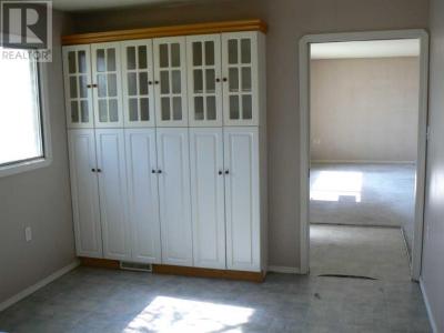 4612 58 AVENUE, High Prairie, אלברטה T0G 1E0, קנדה