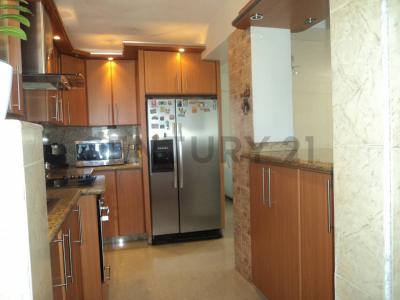 Urbanizaciòn Ciudad Morichal, Av. Los Chaguaramos Conj. Resid. El Moriche, Piso 8 Nro. 8-A, La Victoria, Aragua 00001, Venezuela