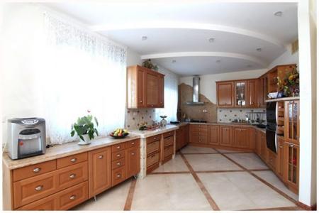 יצחק מודעי, Netanya נתניה, 이스라엘