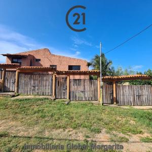 L-19 7667, La Plaza De Paraguachí, Nueva Esparta 00001, Wenezuela
