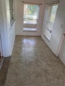 3910 Dr. Martin Luther King Jr. St. S., St. Petersburg, Florida 33705, HOA KỲ