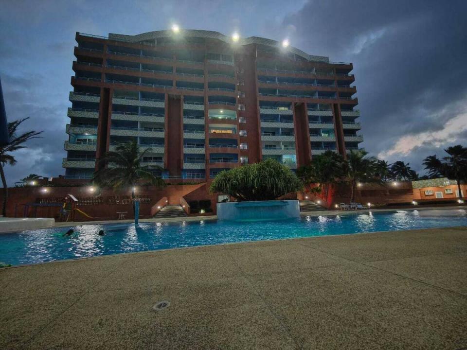 carretera nacional moro coro conjunto residencial francisquin, Tucacas, Falcón 2055, Venezuela