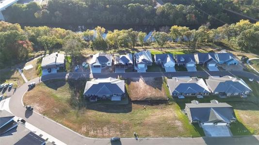 Lot 22 & 23 Patrick John Drive, Eau Claire, ויסקונסין 54703, ארצות הברית של אמריקה