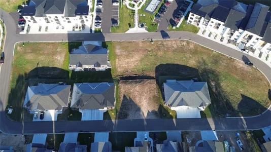 Lot 22 & 23 Patrick John Drive, Eau Claire, ויסקונסין 54703, ארצות הברית של אמריקה