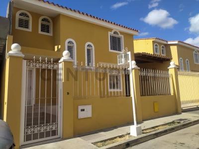 residencia Vista Linda cerca del banco venezuela S/N, Charallave, Miranda 00001, Venezuela