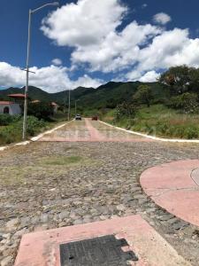 Paseo del Arroyo Lote 76,, Chapala, Jalisco 45900, México