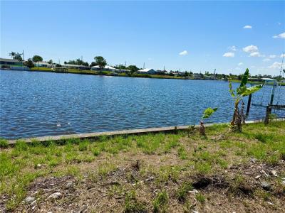 834 Ellicott Circle NW, Port Charlotte, פלורידה 33952, ארצות הברית של אמריקה 
