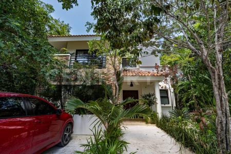 Calle Kinich Na Aldea Zama,, Tulum, Quintana Roo 77760, Mexico