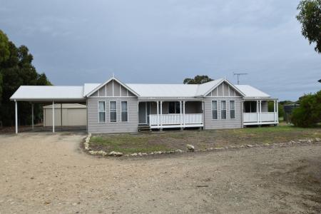 94 The Parade, Brownlow Ki, SA 5223, Australia