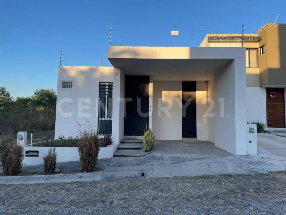 Santa Maria 638,, Colima, Colima 28018, Mexico