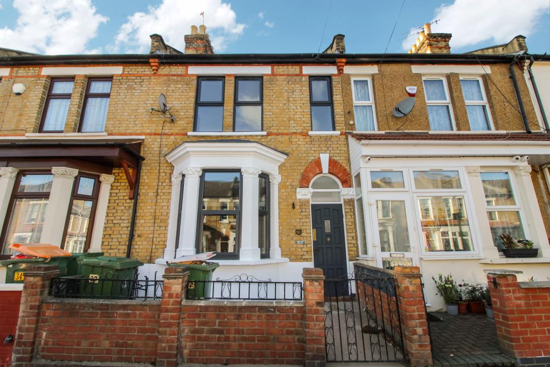 Home For Sale, Beauchamp Road LONDON United Kingdom