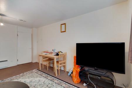 Bath Road, HOUNSLOW, United Kingdom