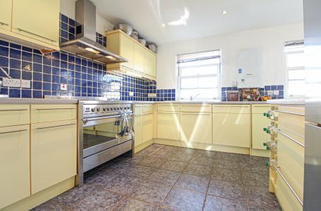 Seaforth Avenue, New Malden, United Kingdom
