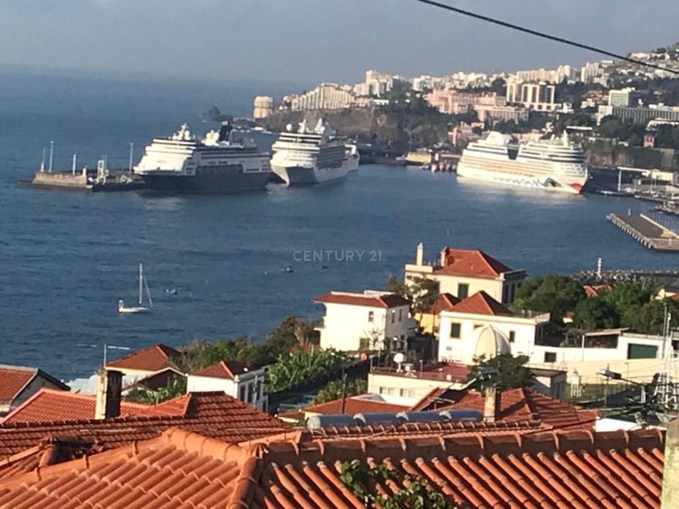 Condominium/CoOp For Sale, Funchal (Madeira) Ilha Da Madeira (Madeira