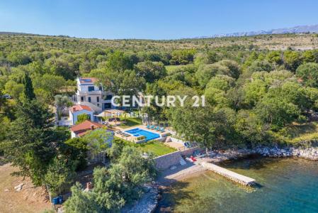 SVRDLAC IVANDIĆI, Posedarje, Zadarska Županija 23242, クロアチア