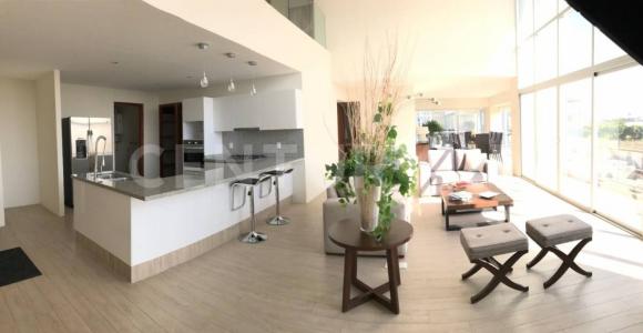 Av. Paseo de la Asunción 117,, Metepec, Estado De México 52172, México