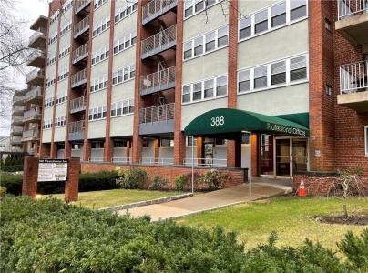 388 Westchester Avenue Unit #1D, Port Chester, NY 10573, USA