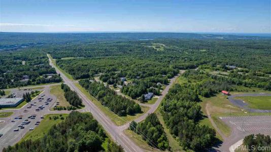 TBD 4 Portage, Hancock, Michigan 49930, États-Unis