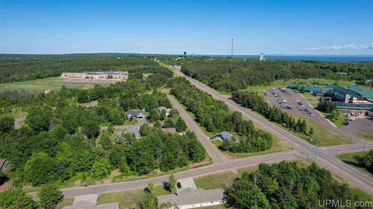 TBD 17 Oaklawn, Hancock, Michigan 49930, Amerika Birleşik Devletleri