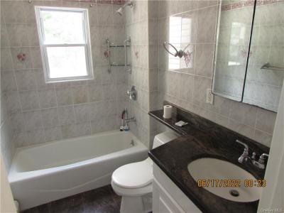 2 Leffingwell Place, New Rochelle, New York 10801, USA