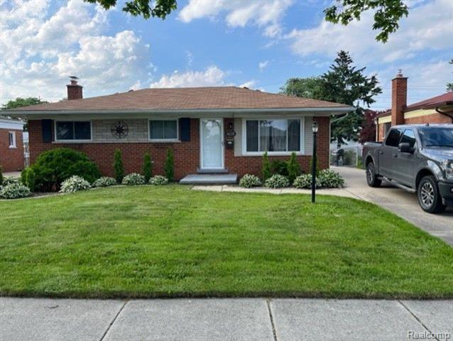 14231 Peck, Warren, Michigan 48088, États-Unis