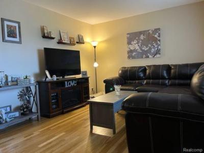 14231 Peck, Warren, Michigan 48088, États-Unis