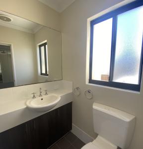 22C Munja Way, Nollamara, WA 6061, Australie