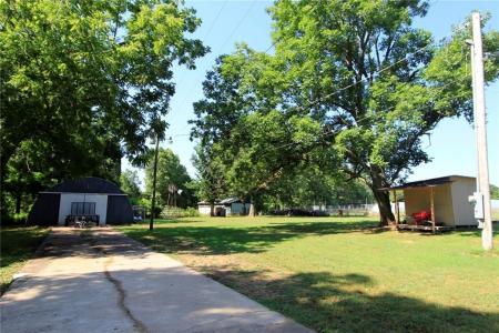 13637 E 390 RD, Jay, Oklahoma 74346, USA