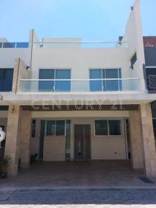 TORRECILLAS 413 6,, San Pedro Cholula, Puebla 72760, Mexico