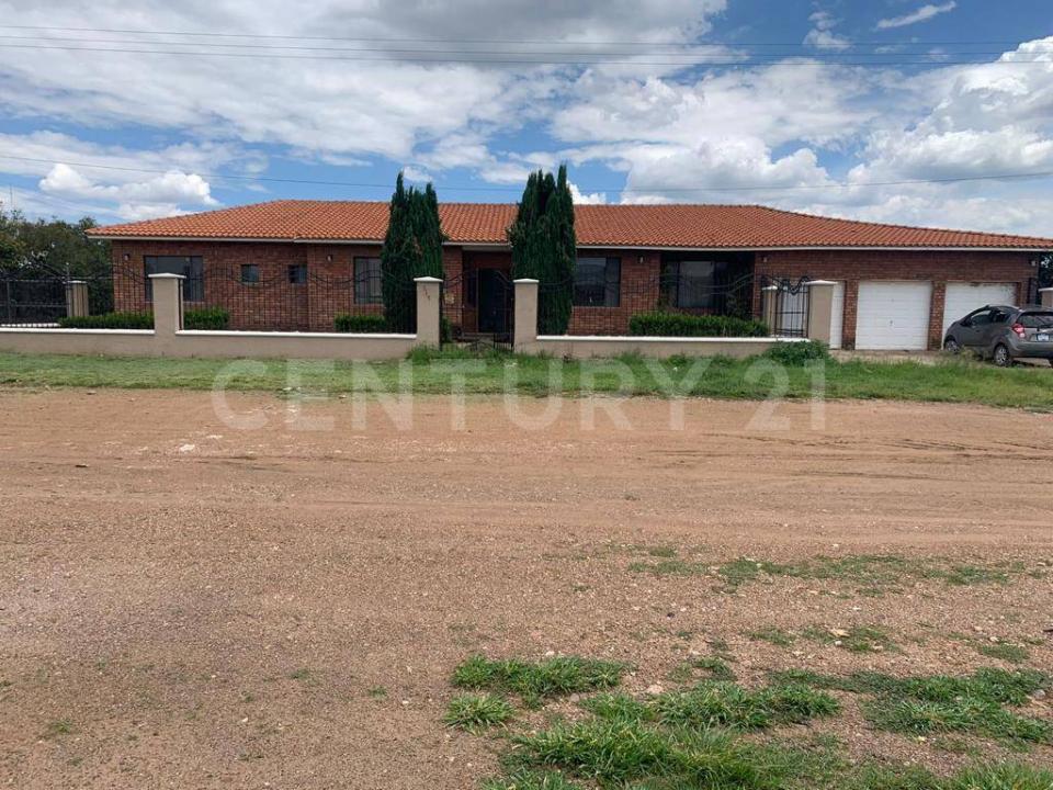 Privada del Roble 515,, Cuauhtémoc, Chihuahua 31501, México