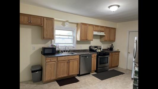12 Sanford Ave , 1, Cumberland, Rhode Island 02864, Estados Unidos