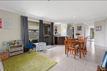 41 Nixon Drive, North Booval, QLD 4304, Australia