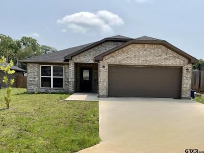 108 Arledge, Mount Pleasant, Texas 75455, USA