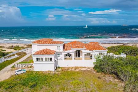 Spectacular Guana Bay Beach Villa For Sale, Sint Maarten