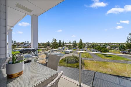 20/328 Esplanade, Moana, SA 5169, Australie