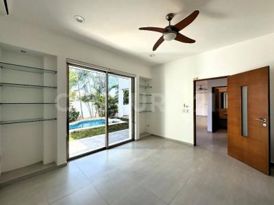 SM 310 M 81 L 01 CALLE STANOVOI, RESIDENCIAL CUMBRES 77560 ,, Cancún/Benito Juárez, Quintana Roo 77500, Mexico