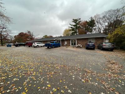 123 Walnut Rd, Frankfort, Kentucky 40601, USA
