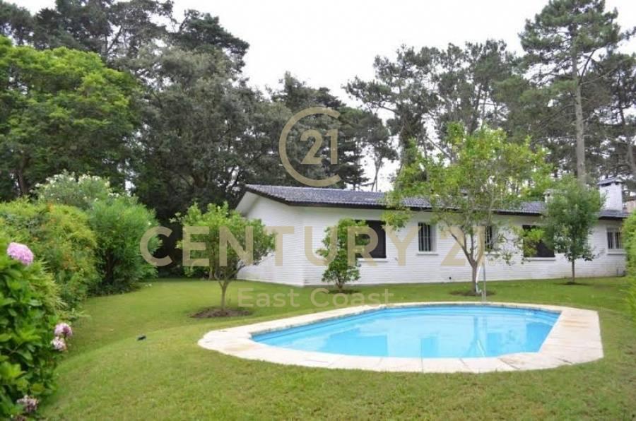 Single Family House For Sale, de la Paloma 1 Punta Del Este Maldonado