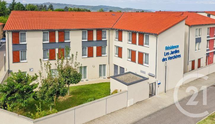 Sathonay Village, Rhône-Alpes 69580, Франция