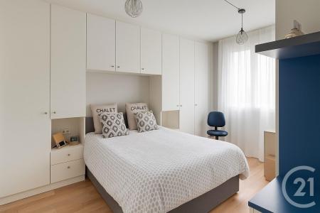 Suresnes, Île-de-France 92150, Francia