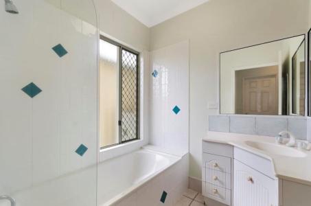 79 Eucalyptus Avenue, Annandale, QLD 4814, Australia