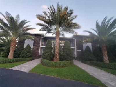 830 South East 22nd Avenue, Pompano Beach, Florida 33062, USA