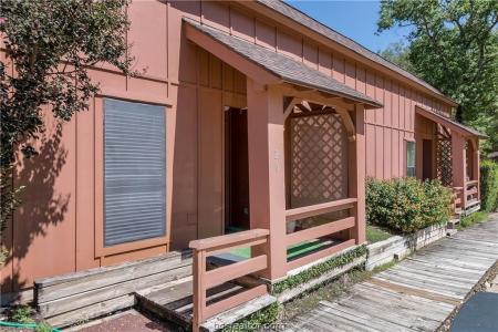 3923 Old Oaks Drive , 26, Bryan, Texas 77802-4702, États-Unis